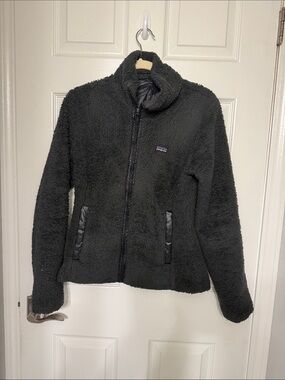 Womens Patagonia furry jacket